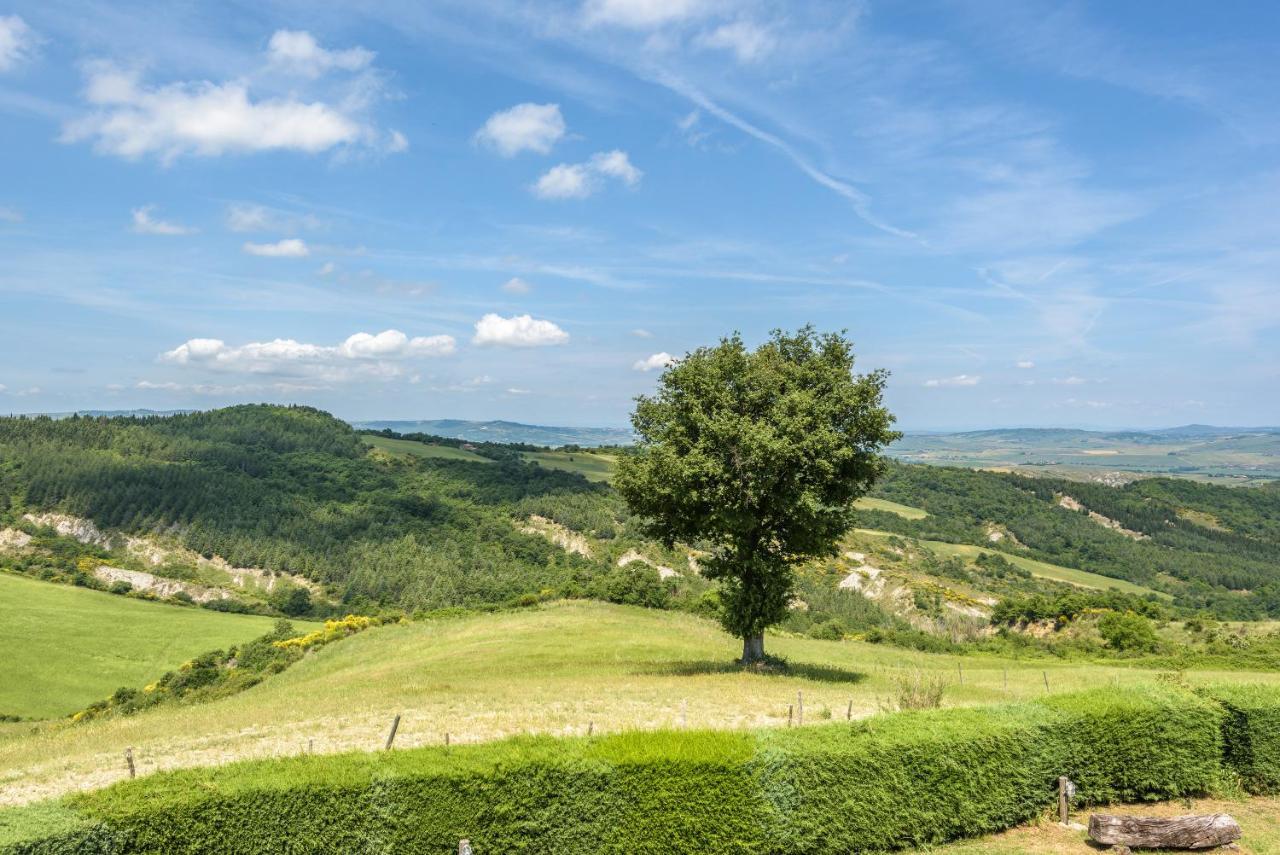 Appartamento Lilla Radicofani Luaran gambar